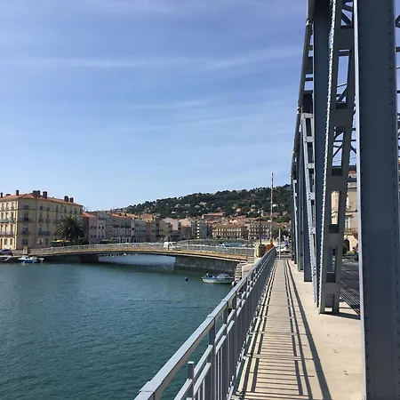 2p A Avec Parking Prive, Vue Sur Canal - Fr-1-338-614 *